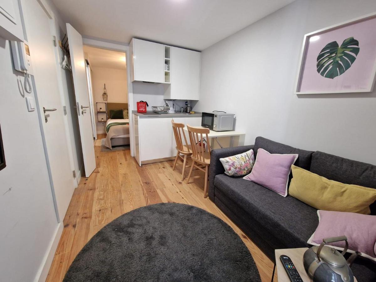 Apartamentos Alfama Fado Lisbon Bagian luar foto