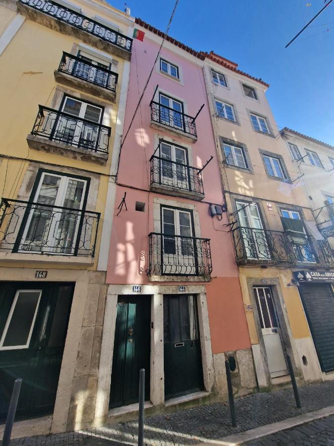 Apartamentos Alfama Fado Lisbon Bagian luar foto
